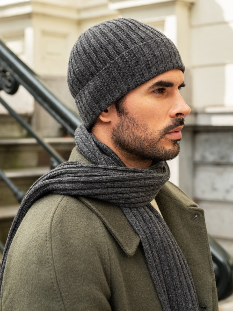 Napoli Cashmere Scarf in Dark Grey
