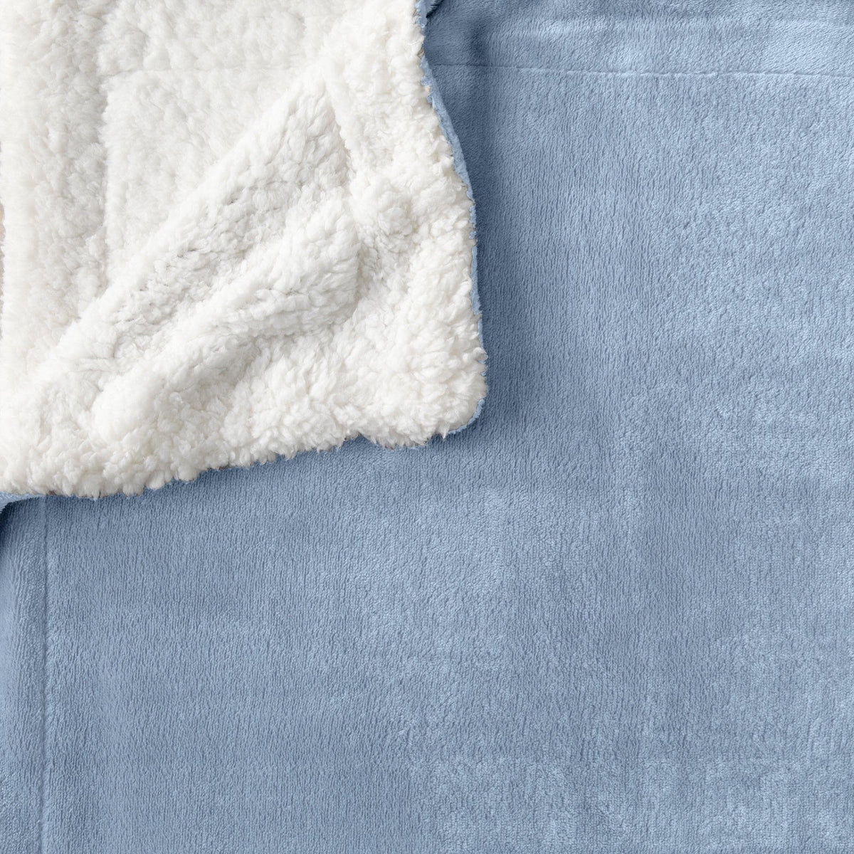 Velvet Plush Sherpa Blanket — cozy bedroom styling — Sullivan Ridge & Co.