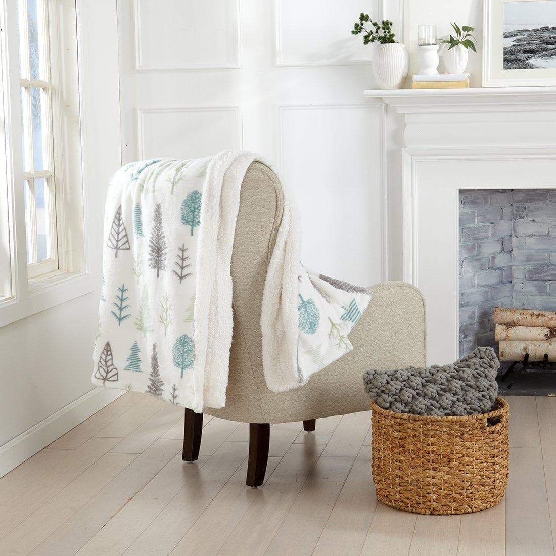 The Kinsley Sherpa Blanket — Velvet-Soft Reversible Warmth for Cozy Layering