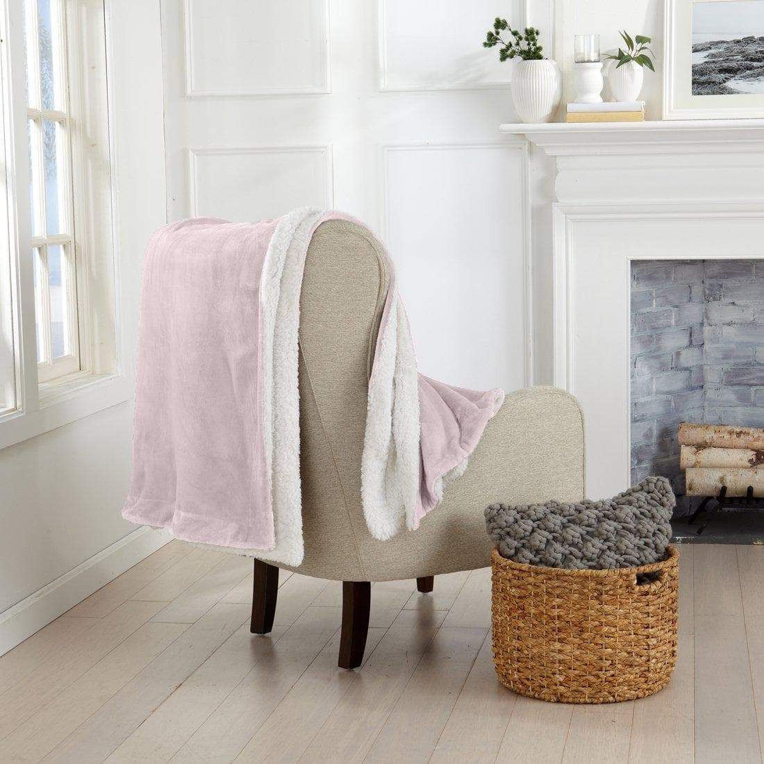The Kinsley Sherpa Blanket — Velvet-Soft Reversible Warmth for Cozy Layering
