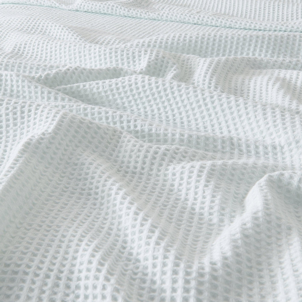 Waffle Weave Blanket — folded bedroom styling — Sullivan Ridge & Co.