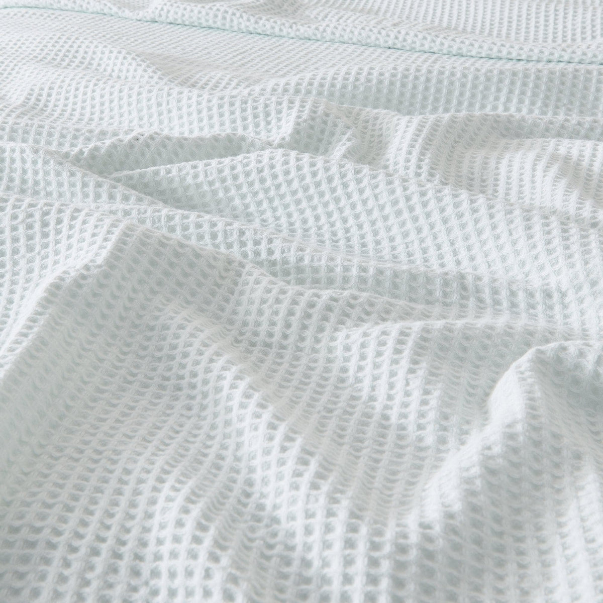 Waffle Weave Blanket — folded bedroom styling — Sullivan Ridge & Co.