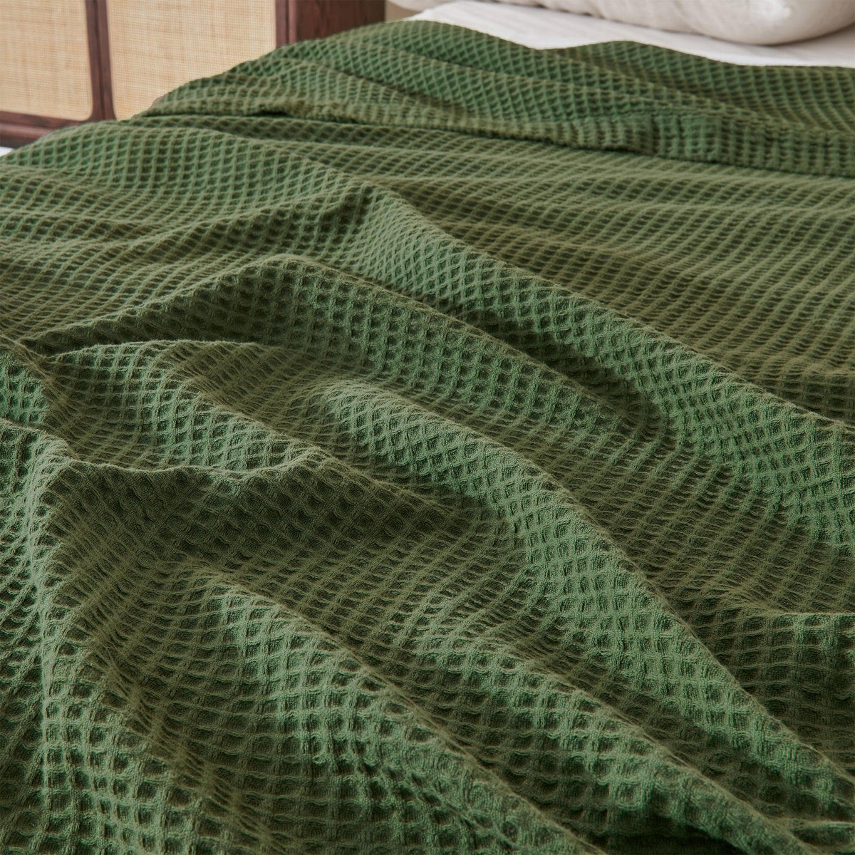 The Essential Waffle Weave Blanket — Lightweight Cotton Comfort for Every Season