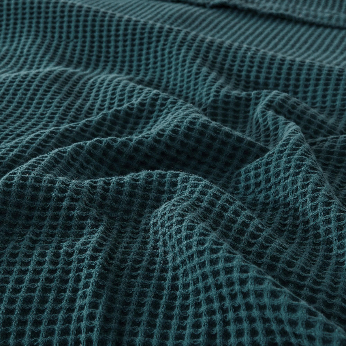 The Essential Waffle Weave Blanket — Lightweight Cotton Comfort for Every Season